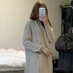 Urban Heritage Cardigan